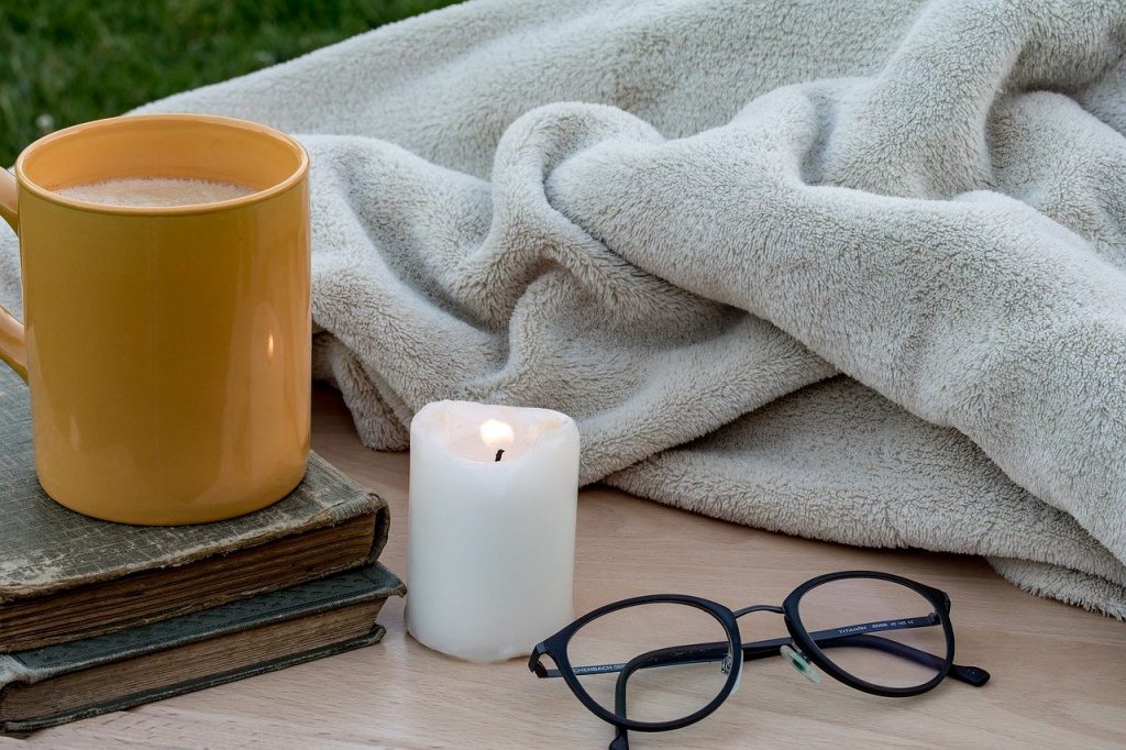 Keep warm at night in your cosy home with a snuggly blanket
