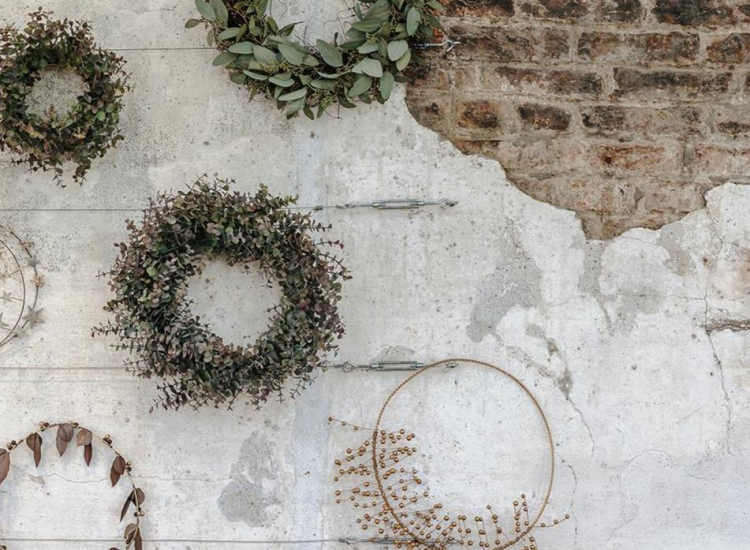 Top 10 door wreaths for a showstopping entrance